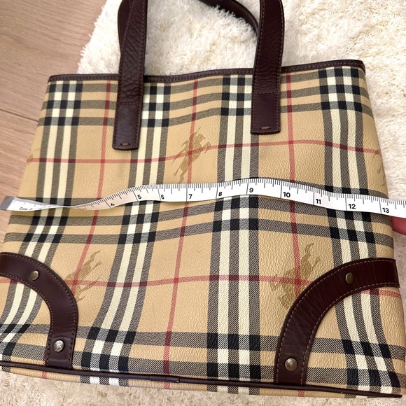 Burberry Haymarket Check Medium Tote - Picture 6 of 7